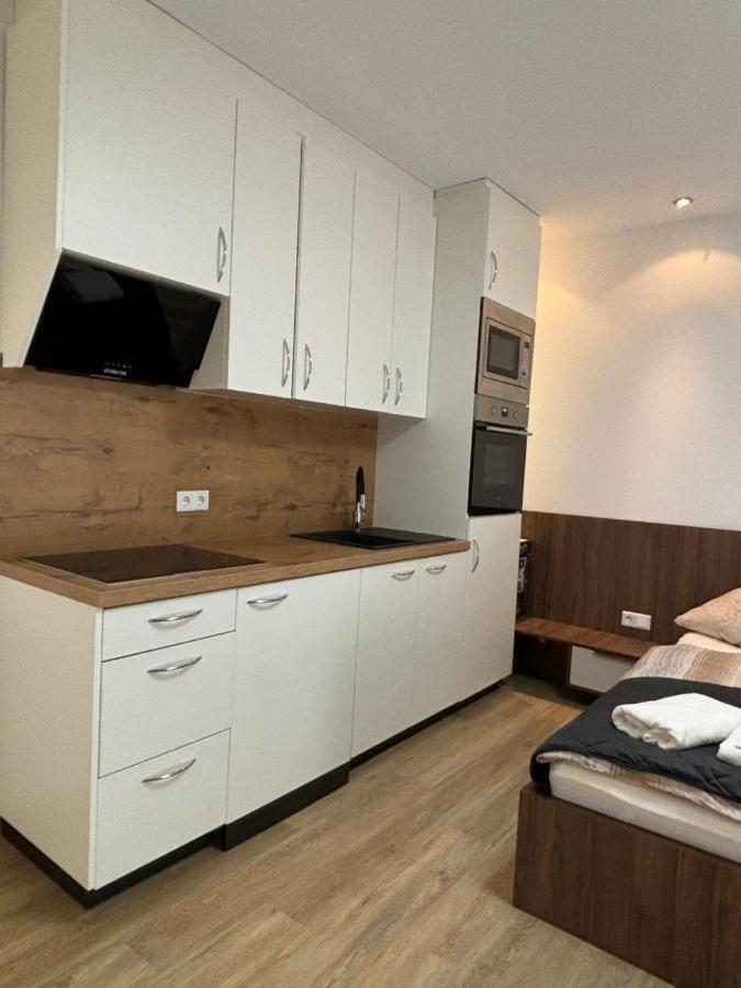 Lenti Duesseldorfer Apartment'S Eksteriør bilde