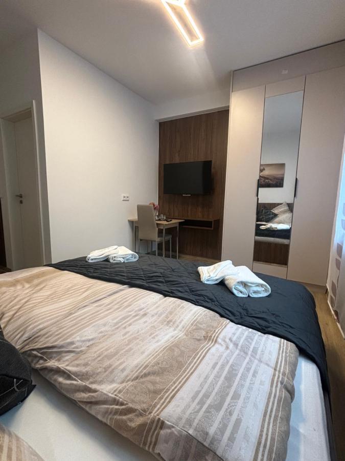 Lenti Duesseldorfer Apartment'S Eksteriør bilde