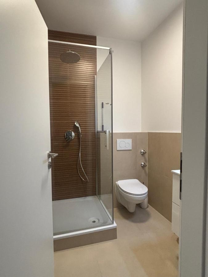 Lenti Duesseldorfer Apartment'S Eksteriør bilde