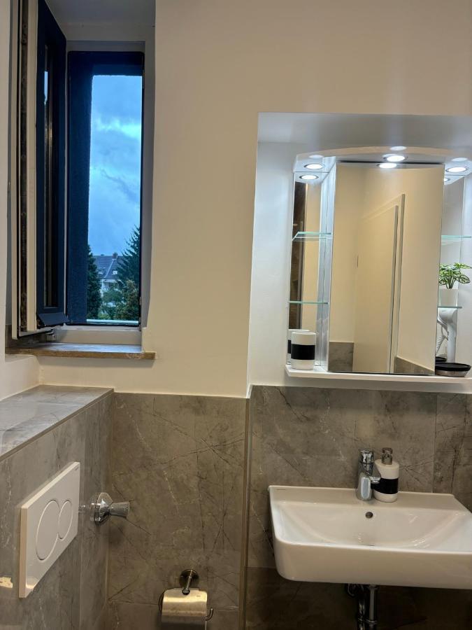 Lenti Duesseldorfer Apartment'S Eksteriør bilde