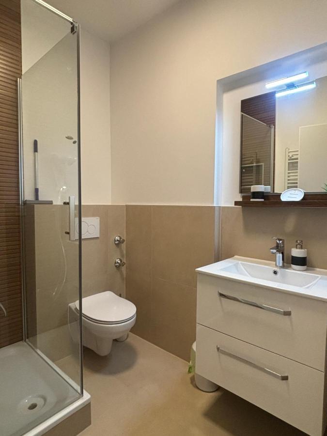 Lenti Duesseldorfer Apartment'S Eksteriør bilde