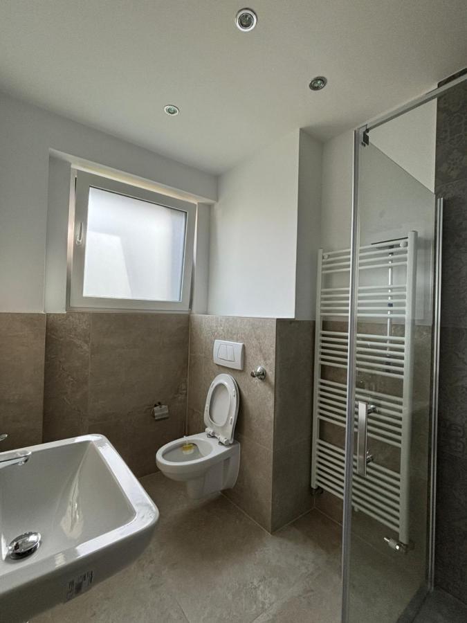 Lenti Duesseldorfer Apartment'S Eksteriør bilde