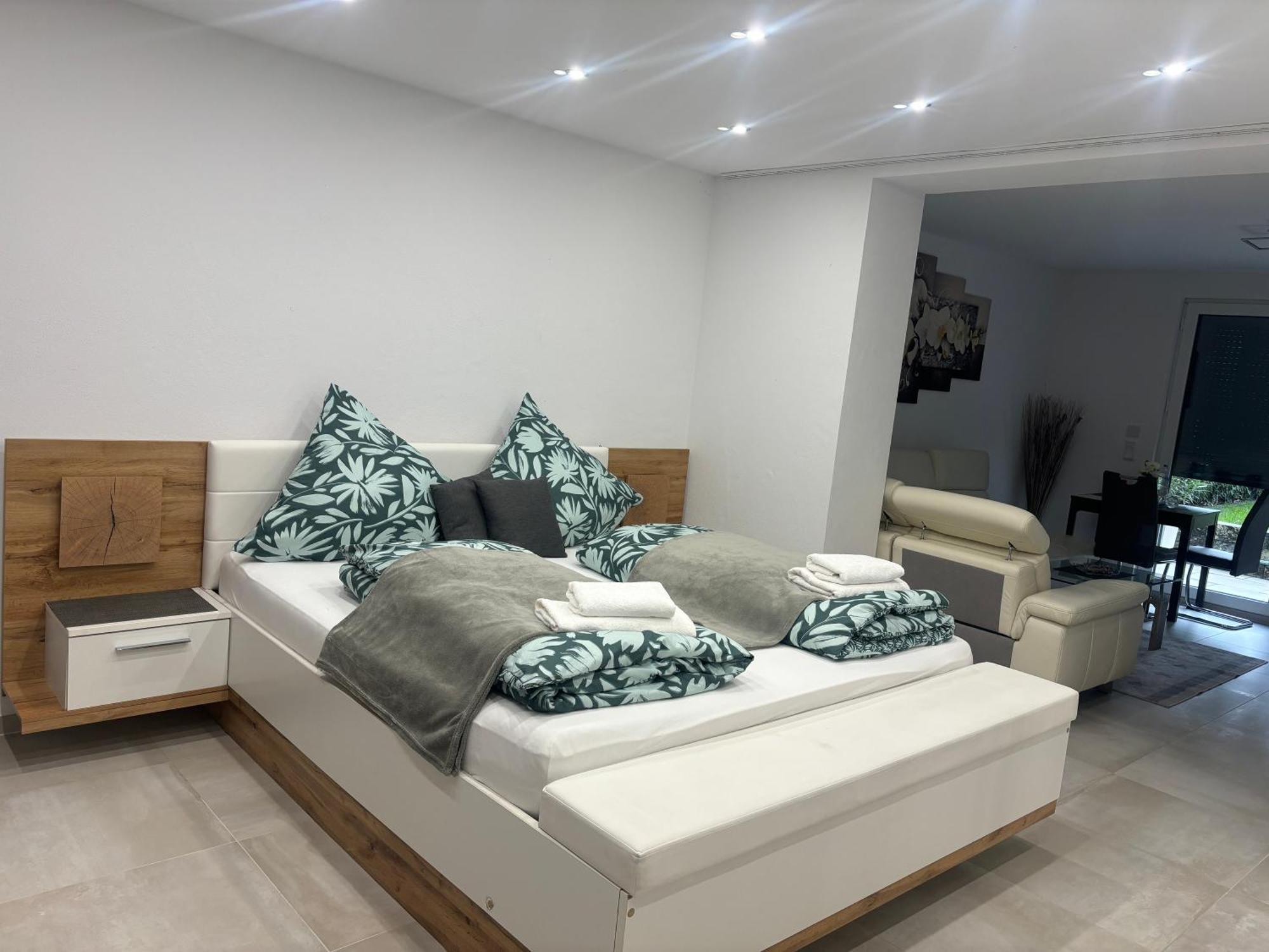 Lenti Duesseldorfer Apartment'S Eksteriør bilde